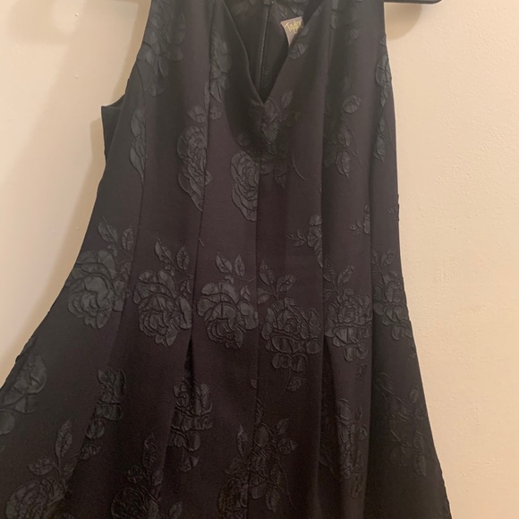 Taylor - Black Floral V Neck Line Dress - Picture 3 of 7